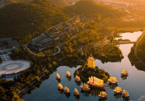 贵阳龙溪里·凤颐岩居暑期表现亮眼：连续10日ADR破千，诠释市场潜力