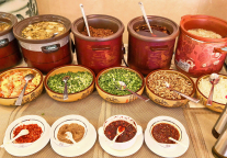 高端酒店如何在市井烟火中重塑竞争力？