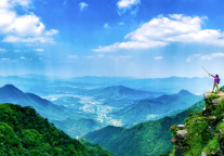 携程：上半年国内人出游人次17.94亿