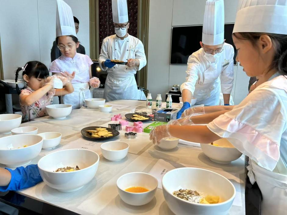 成都万达瑞华酒店嗨“Fun”手工课堂