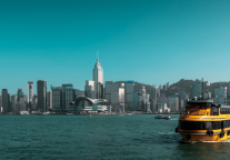 香港：上半年访港旅客同比增长12%至2400万人次