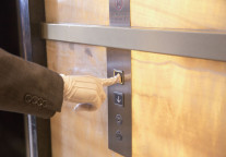 锦江酒店：卢浮集团正通过五年计划全面改善经营