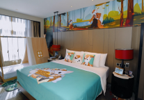 沉浸式体验齐齐哈尔富力万达嘉华酒店 “迈克狐”主题家庭房