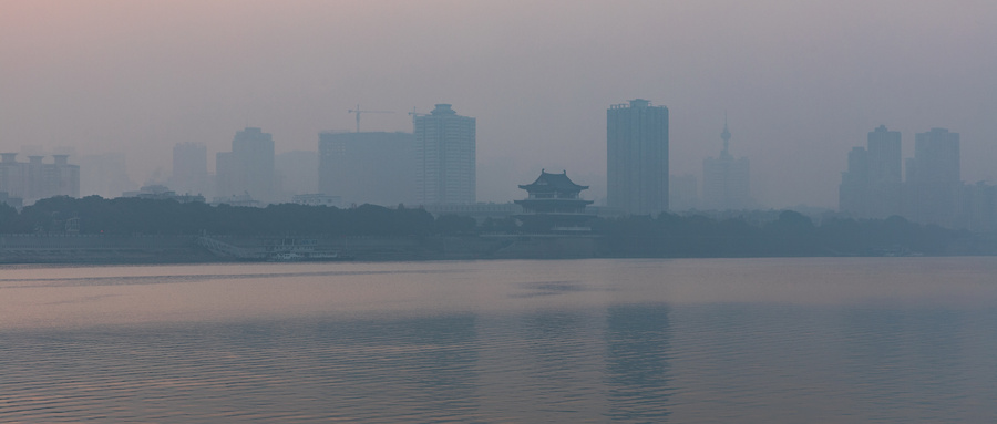 三湘印象2025年上半年营收净利双降