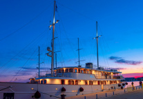 7月上海口岸出入境客流持续攀升 空港、邮轮均两位数高增长