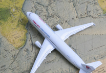 国家移民管理局：港澳非中国籍居民获发8.5万张内地通行证