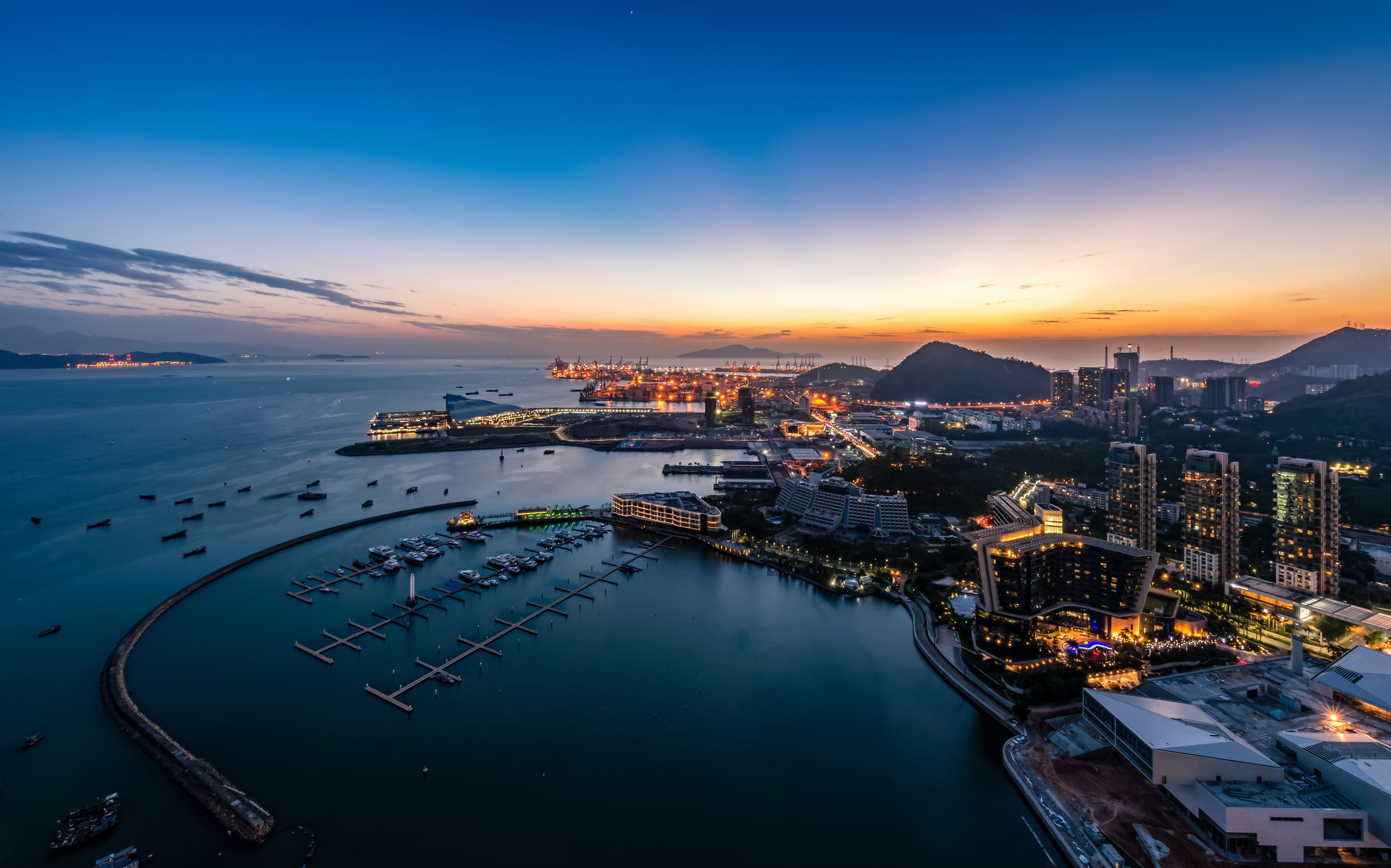 ​希尔顿集团携手鹭燕医药，双品牌酒店落子厦门