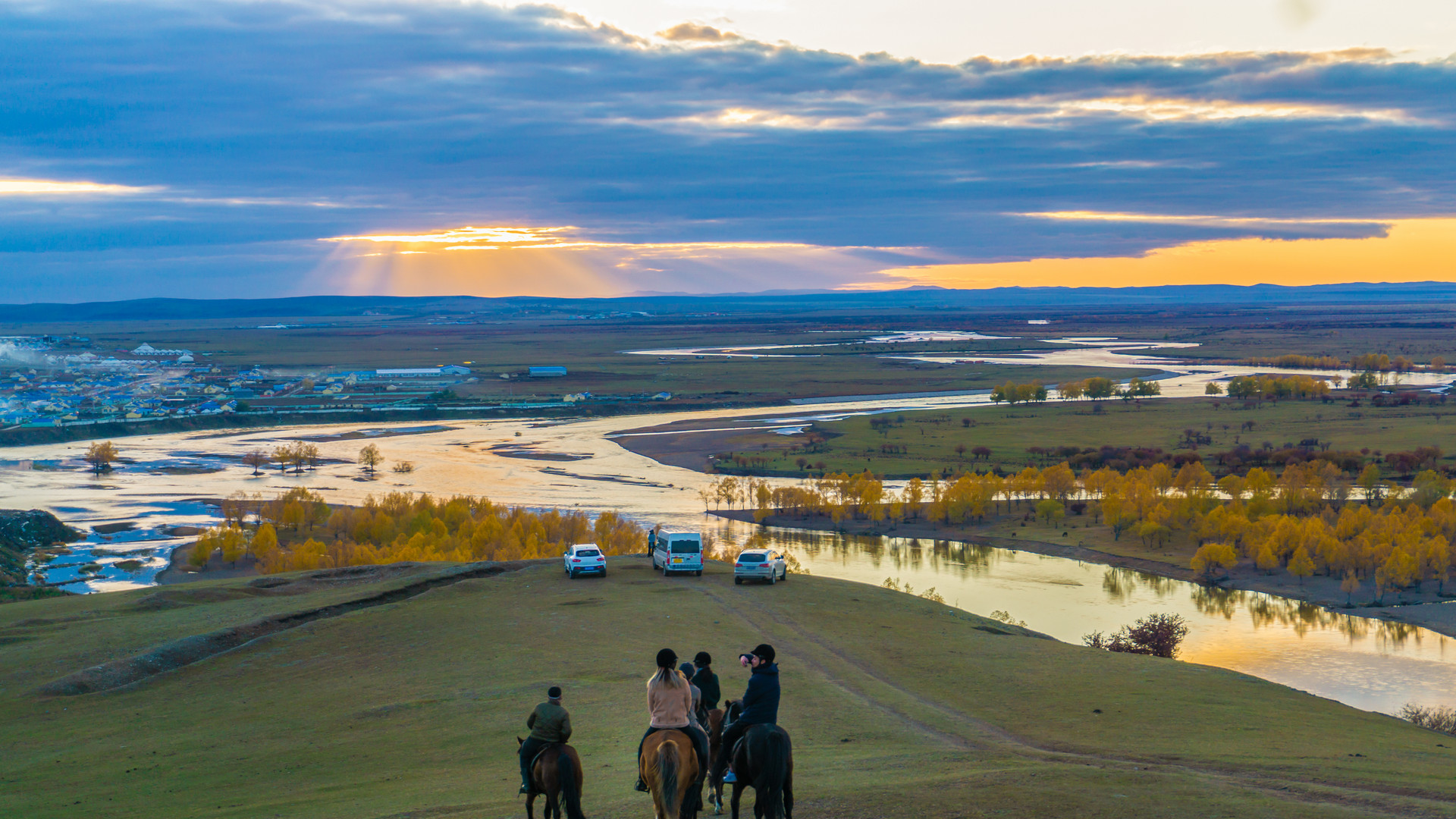 国庆中秋双节期间 内蒙古迎来2531.2万人次国内游客