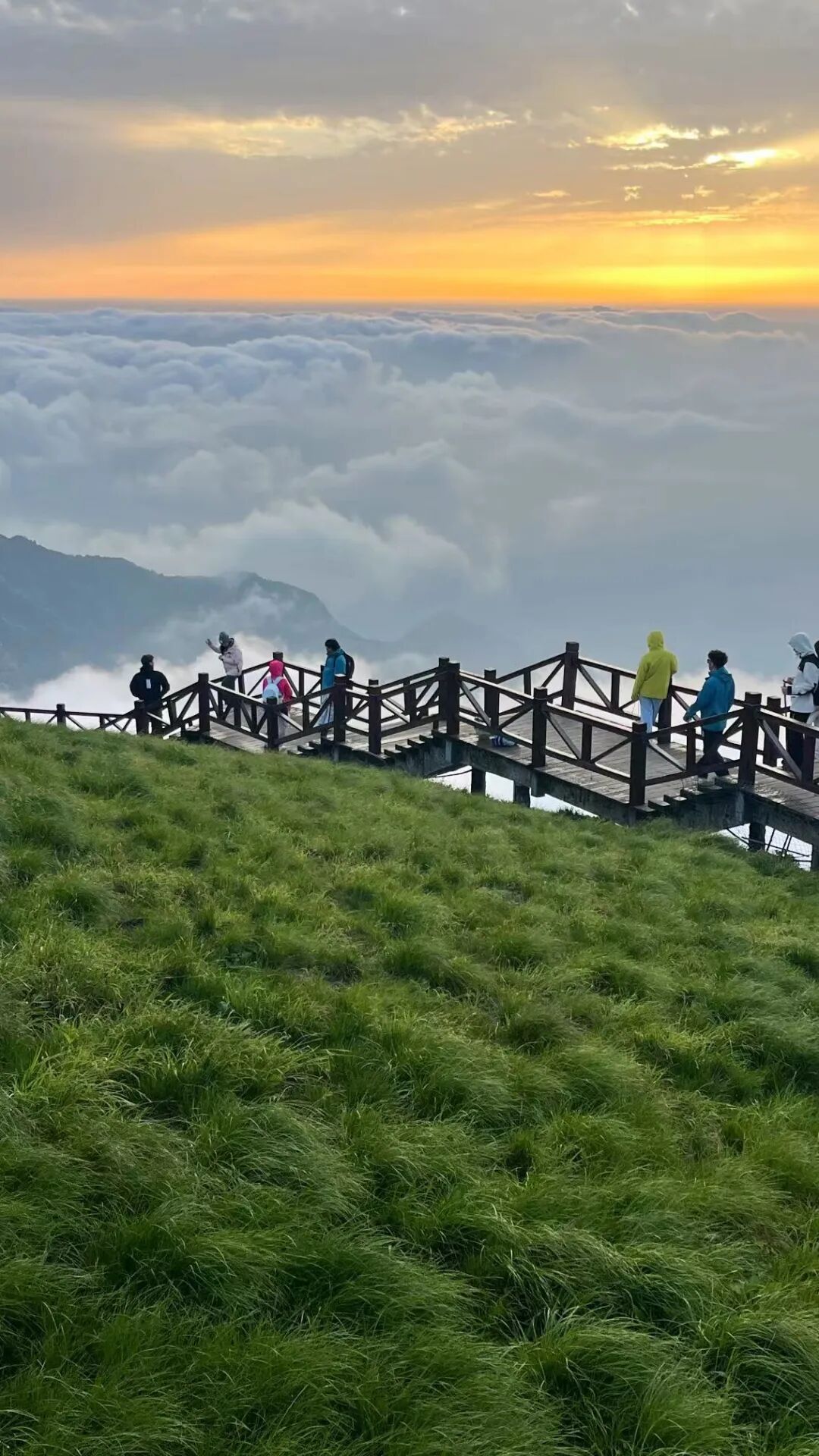 五一抢票难？别急！带你一站直达武功山～