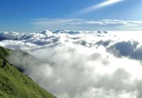 0元住民宿‼️武功山景区“躺赢式”春游大放送～
