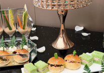 以花为礼 致敬芳华｜泉州富力万达文华酒店女神节主题活动温情呈现