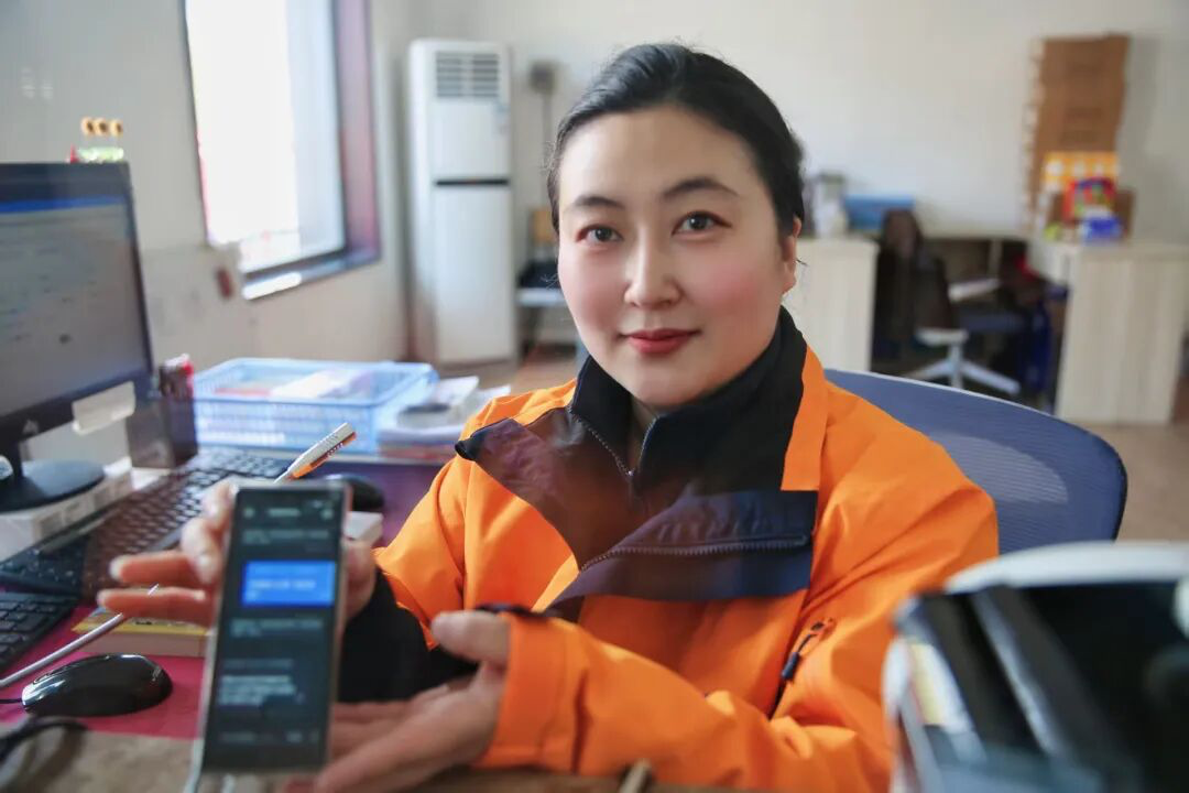 山海关景区服务上新！沟通零障碍——智能翻译机让海外游客超省心！