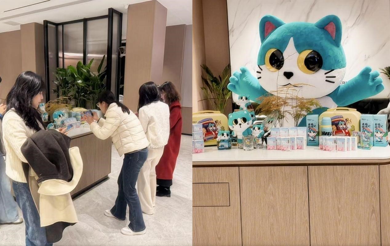 1.3亿会员背后的“猫系”战略：东呈集团小青猫IP如何重塑酒店业年轻化范本？