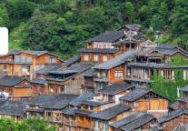 放弃北上广，外国人悄悄挤满中国乡村