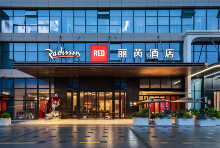 高端酒店价值回归的拐点，直营店能堪大任?