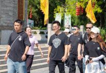 一曲天涯寄乡愁 走遍天涯洪洞是家 —— 任贤齐探访洪洞大槐树景区