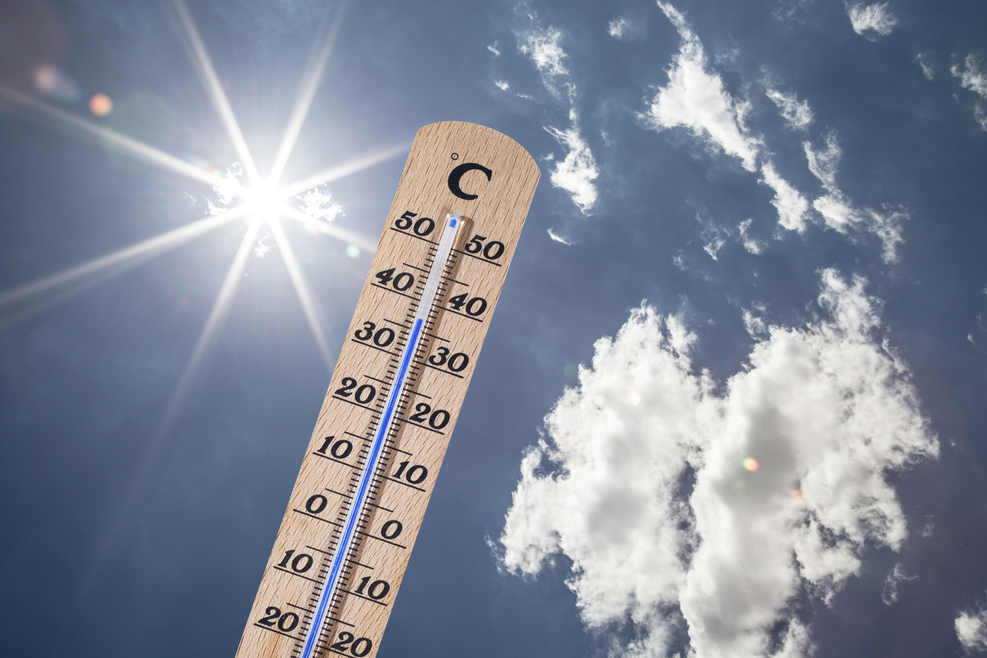 40+℃的欧洲，正在逼退全球游客