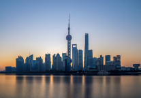 东方明珠2025年营收74.89亿元 扣非净利润增长47.57%