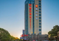 寓约电竞，不止是住宿，更是年轻人的理想欢聚地