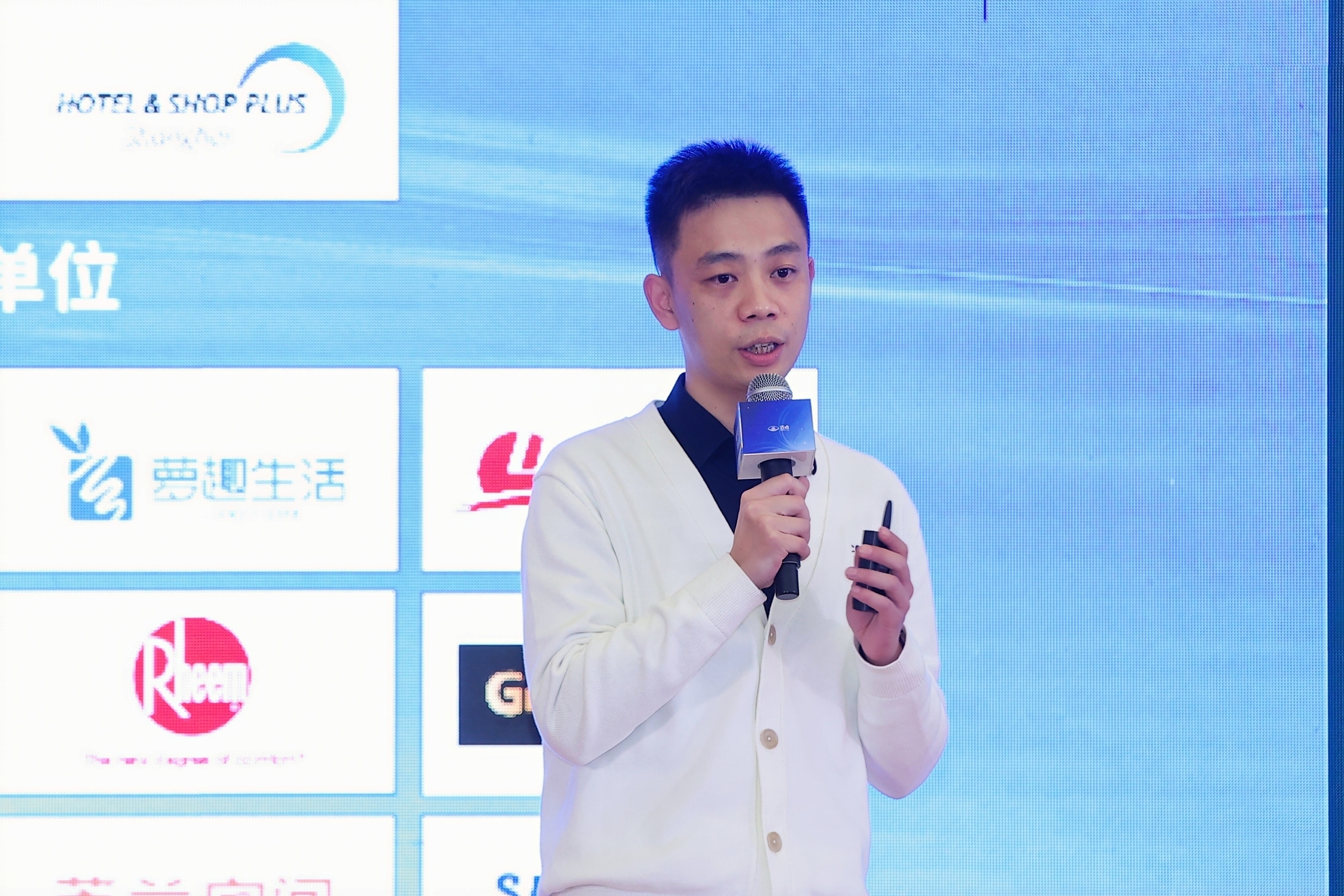 优地机器人产品VP 卢琨.jpg