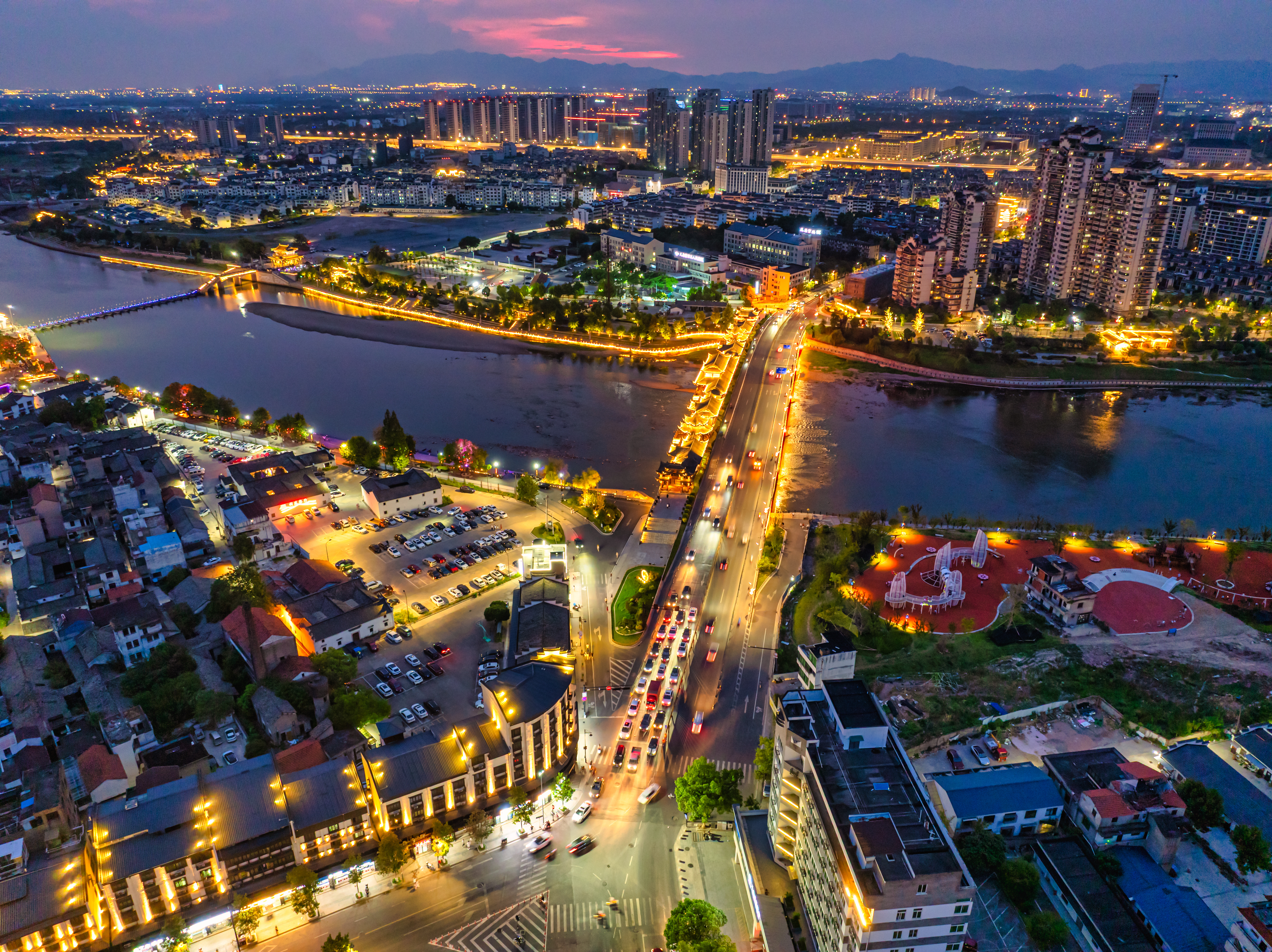 4月5日全国铁路预计发送旅客1470万人次