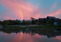 渚上苇风藏雅境，栖心庐境赴新程——德清升华庐境酒店风雅启幕