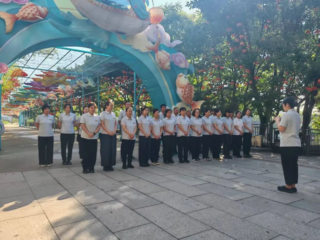 大美关城 如我在游 | 山海关景区每日赋能晨会聚合力