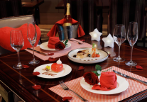 泉州万达文华酒店美食汇西餐厅推出心动美食盛宴，等您来爱