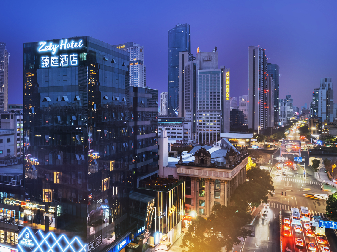服务破壁升级！臻庭酒店携手闪送达成跨界合作，打造沉浸式即时旅居新体验