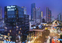 服务破壁升级！臻庭酒店携手闪送达成跨界合作，打造沉浸式即时旅居新体验
