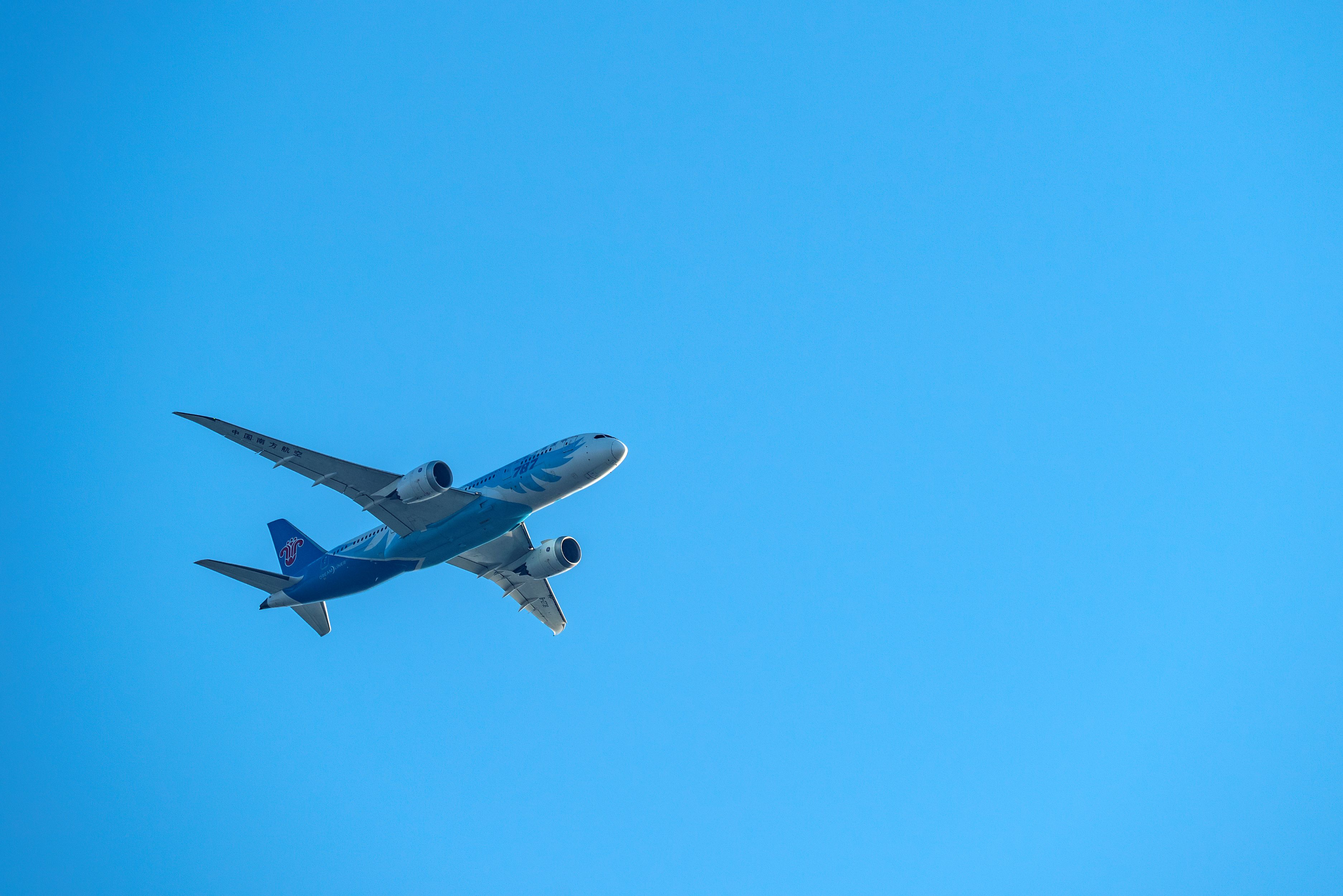 商务部：中国航空将按照商业化原则引进200架波音飞机