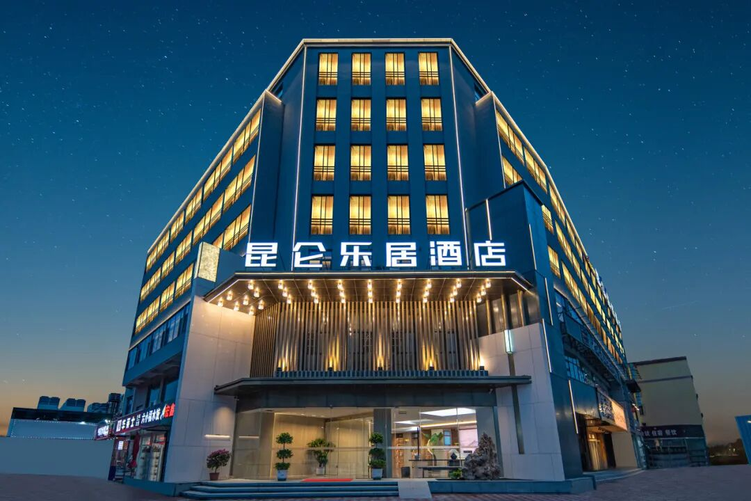 弘峰酒管集团闪耀上海酒店展会，数字化与文化赋能双轮驱动中端酒店新未来