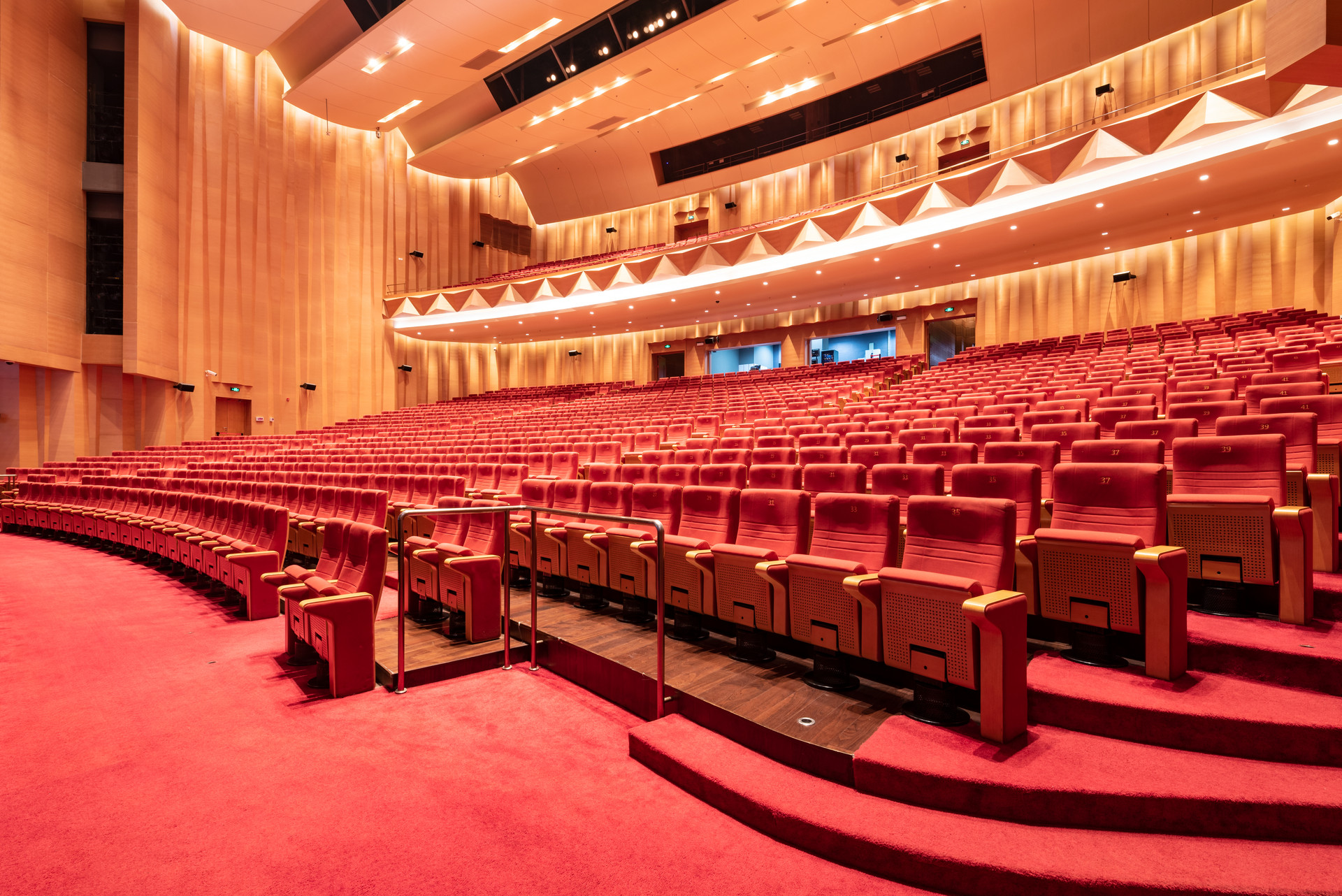 中演·成都大剧院4月29日正式投用