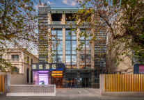 深耕城市城市绿洲·轻疗愈核心，臻庭酒店护颈记忆枕解锁全场景深睡体验