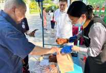 北京维景酒店参与静安东里社区全龄友好公益市集活动