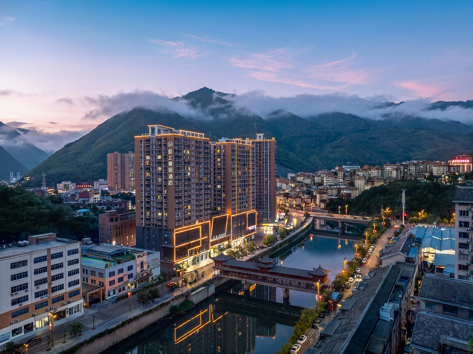 DJI_20260726200939_0621_D-HDR-1 拷贝.jpg
