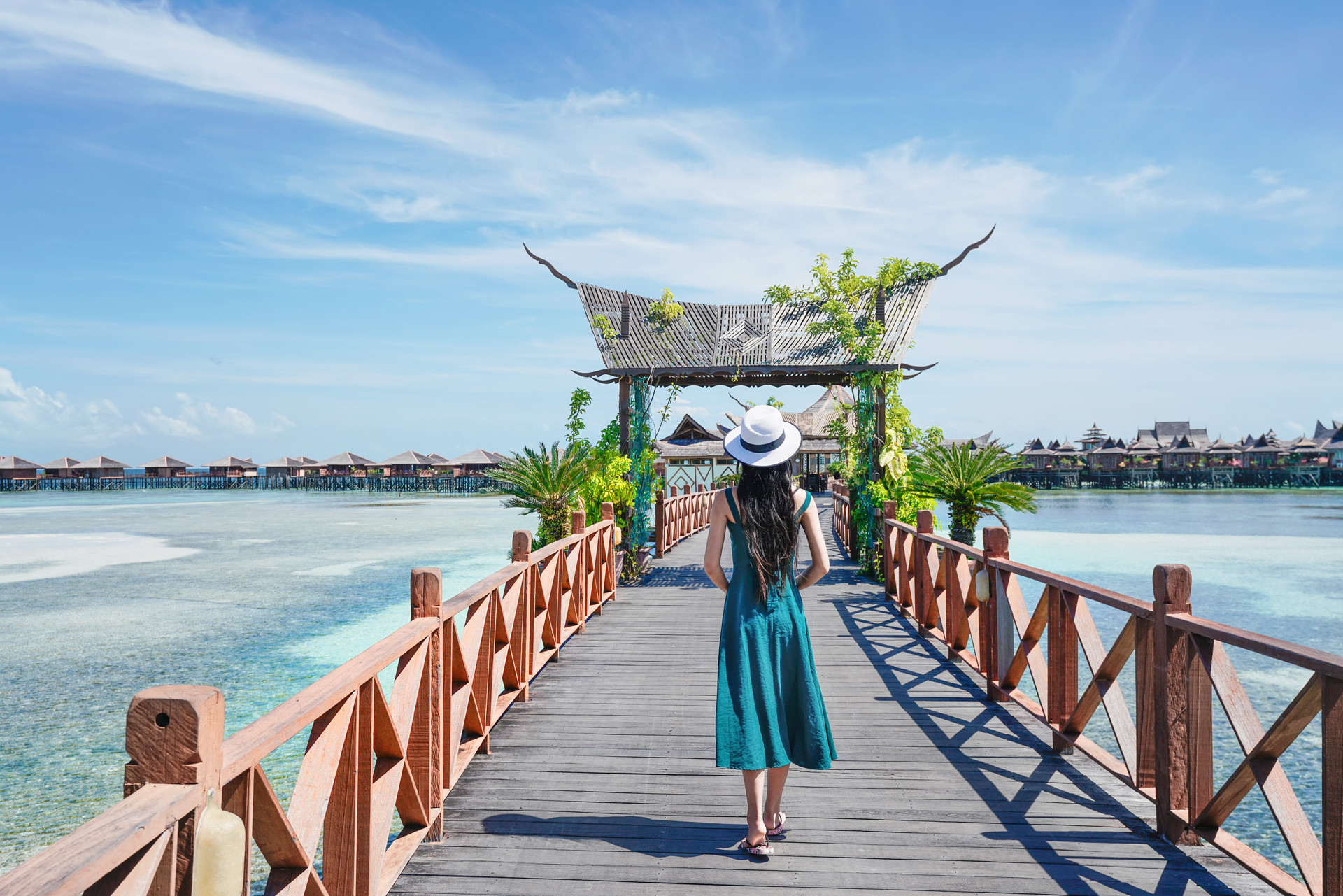 Mainland China Visitors to Japan Down 56.3% in First 7 Months