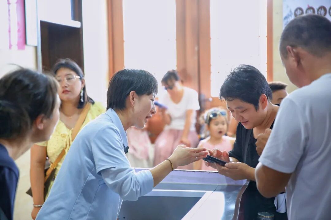 美景遇温情！山海关景区好人好事暖心瞬间！
