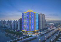 丽橙酒店·智 vs 市场中端酒店：全维度投资成本对比