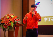 王子樵：生活要看态度，年轻不论岁数