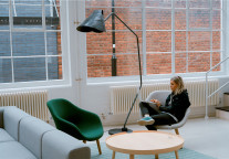 WeWork 收购办公管理平台 Managed by Q
