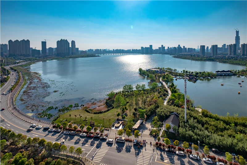 翡翠湖公园.jpg
