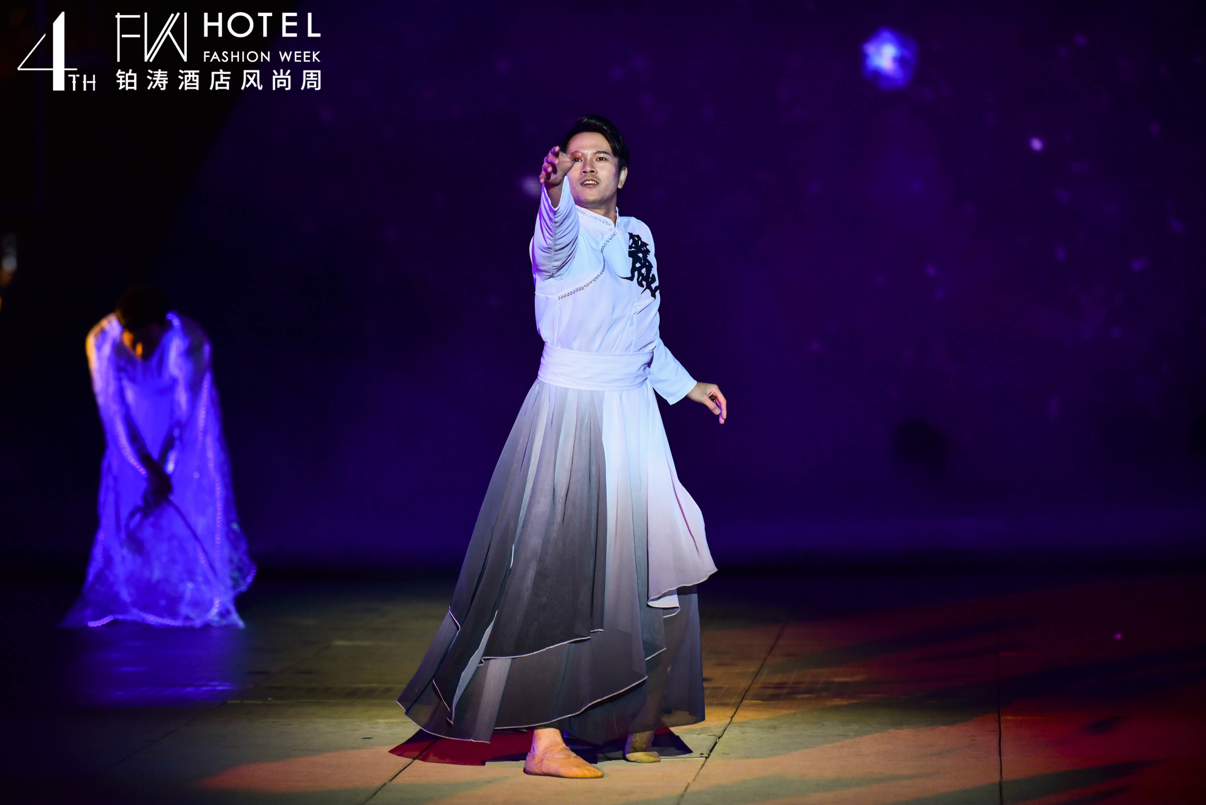 ZHU_7953.jpg ZHU_7953.jpg
