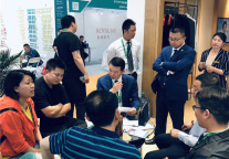 速8精选酒店闪耀亮相中国特许加盟展