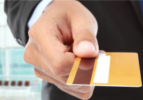 与信用卡挂钩的优惠更利于酒店建立忠诚度和复购？