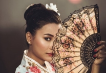 每家文华东方的扇子 居然都不一样？