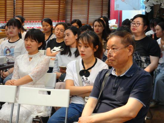传承五四精神 司令员与青年共话新时代新使命 传承五四精神 司令员与青年共话新时代新使命