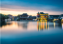 2018年旅游行业发展报告：智慧旅游助力美好生活