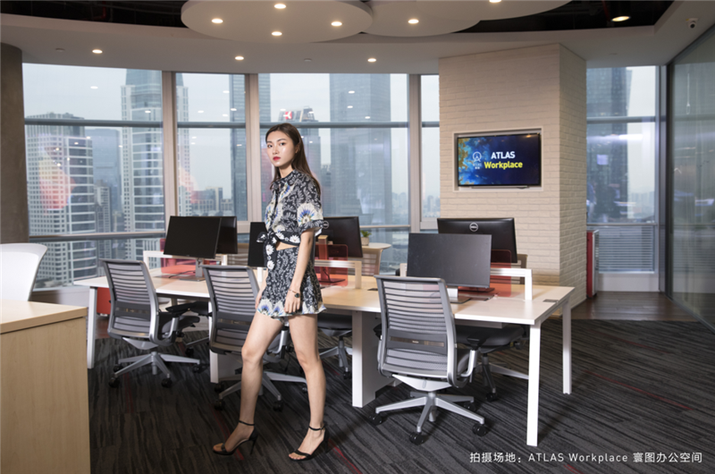 H&M于 ATLAS 寰图办公空间展示 2019 春季环保自觉行动限量系列服装.png