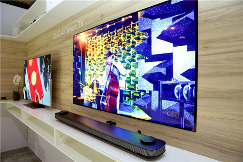 LG-Wallpaper OLED Hotel TV.jpg